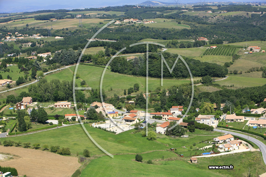 Photo arienne de Saint Jean de Muzols (l'Ubac)