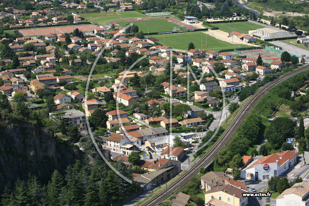 Photo arienne de Tournon sur Rhne