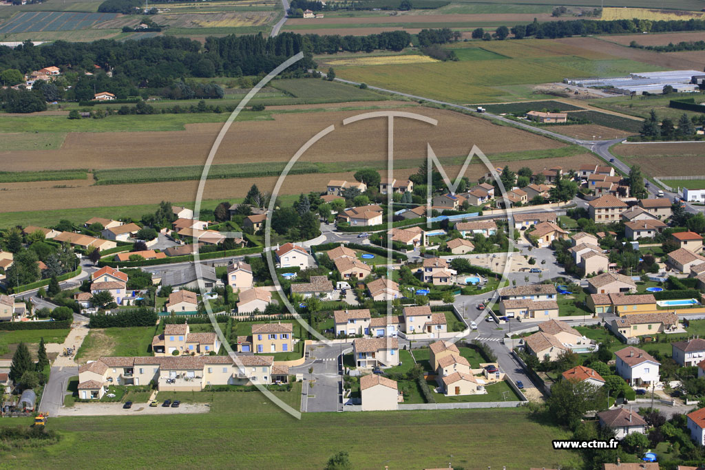 Photo arienne de Mours Saint Eusebe