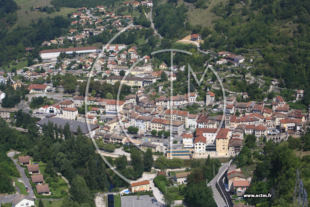 Photo arienne de Pont en Royans