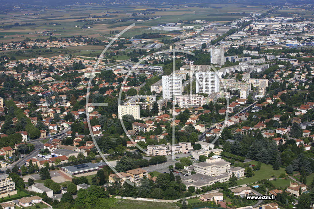 Photo arienne de Romans sur Isere (Cit Jules Nadi)