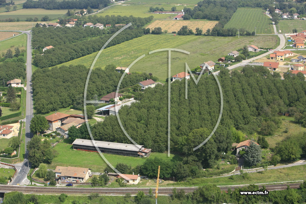 Photo arienne de Saint Hilaire du Rosier (la Gare)