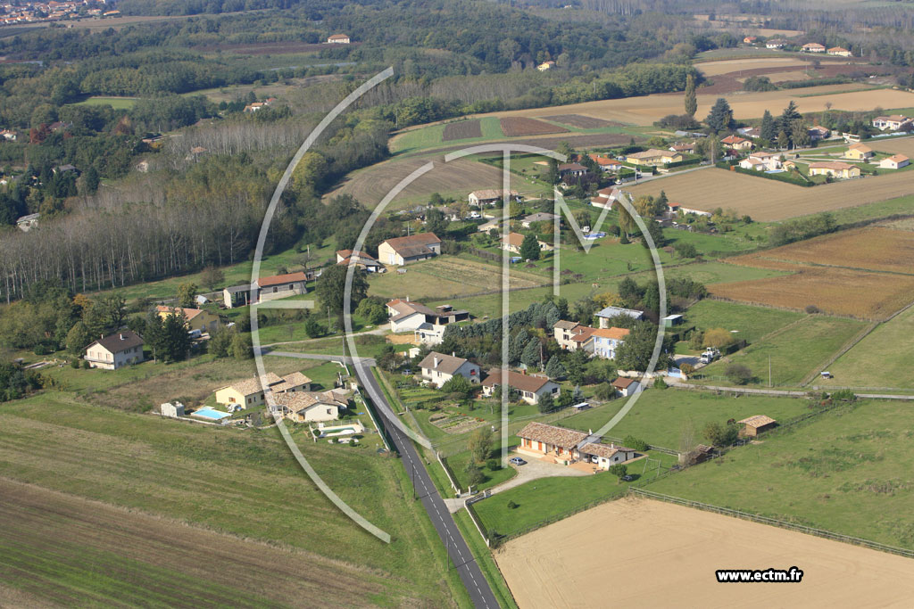 Photo arienne de Assieu (le Cuillery)