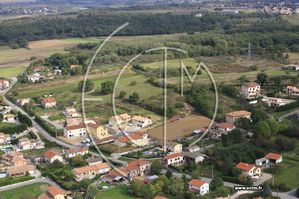 Photo arienne de Clonas sur Vareze