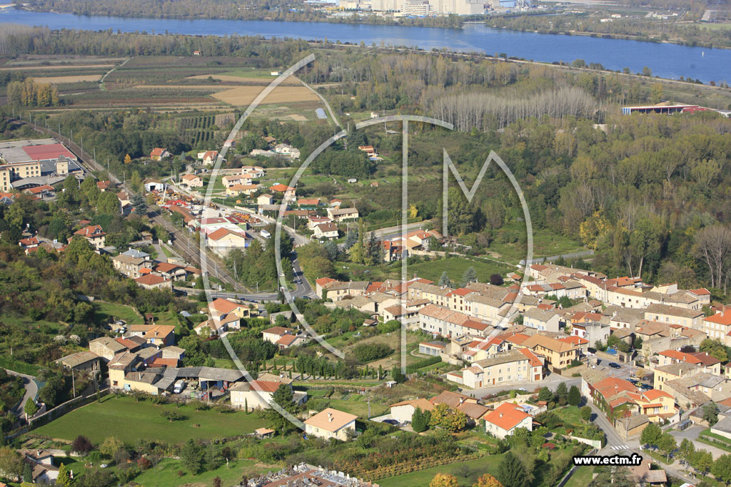 Photo arienne de Saint Pierre de Boeuf