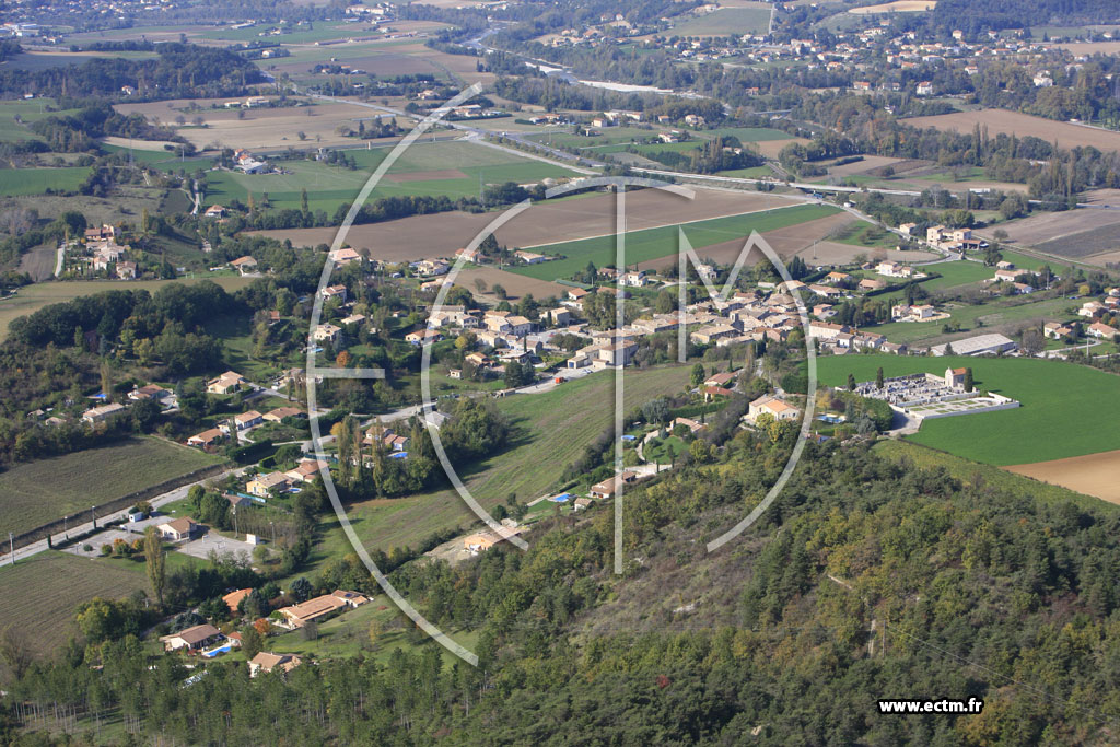 Photo arienne de Piegros la Clastre