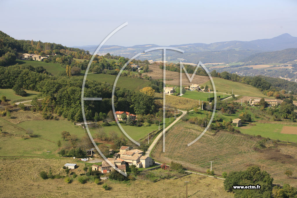 Photo arienne de Piegros la Clastre