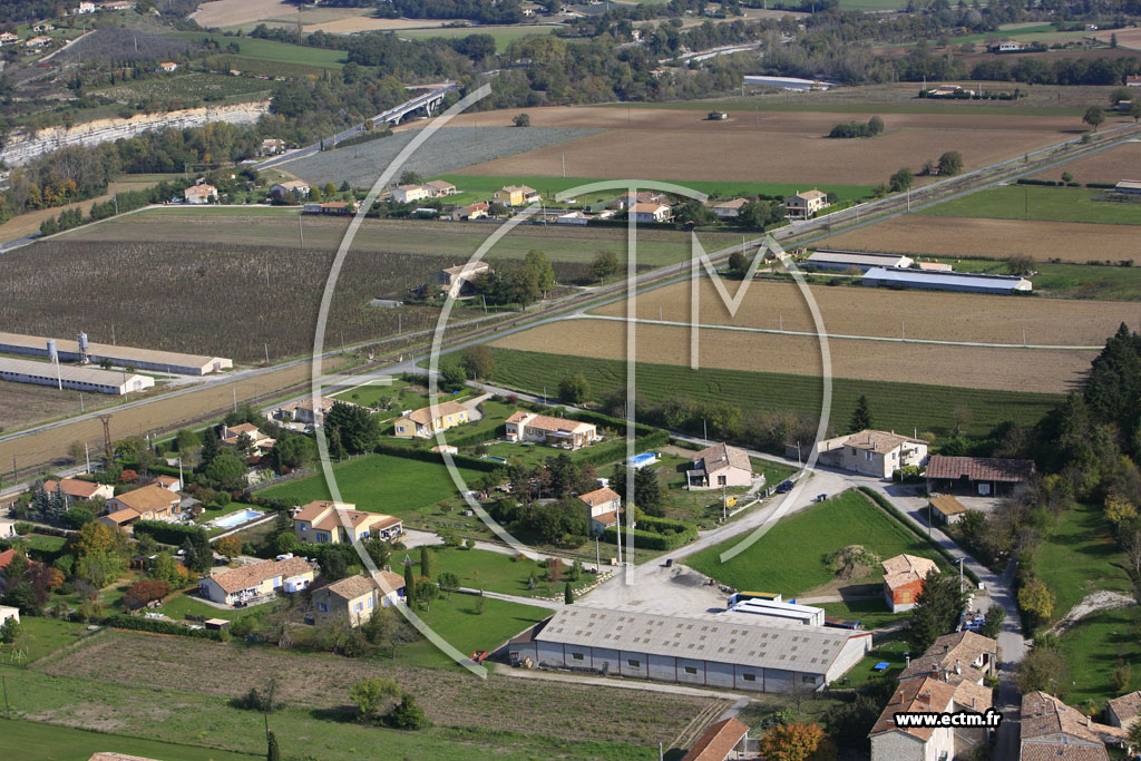 Photo arienne de Piegros la Clastre