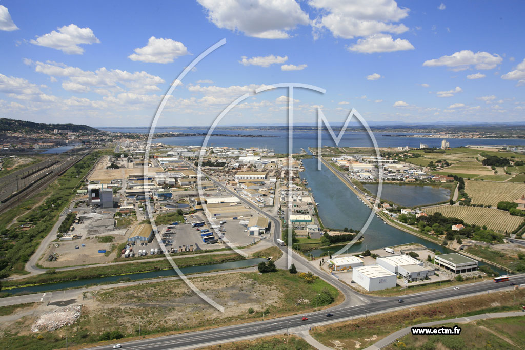 Photo arienne de Sete Port de Commerce