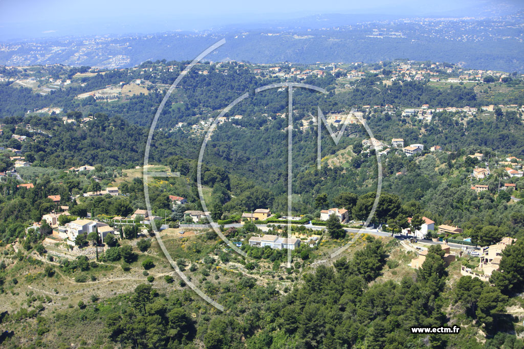 Photo arienne de Colomars (corniche Paul Clermont)