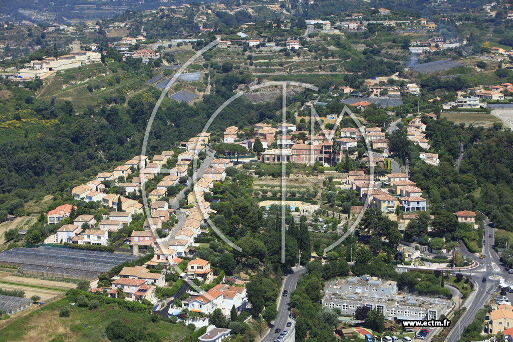 Photo arienne de Nice (Saint Antoine Ginestire)