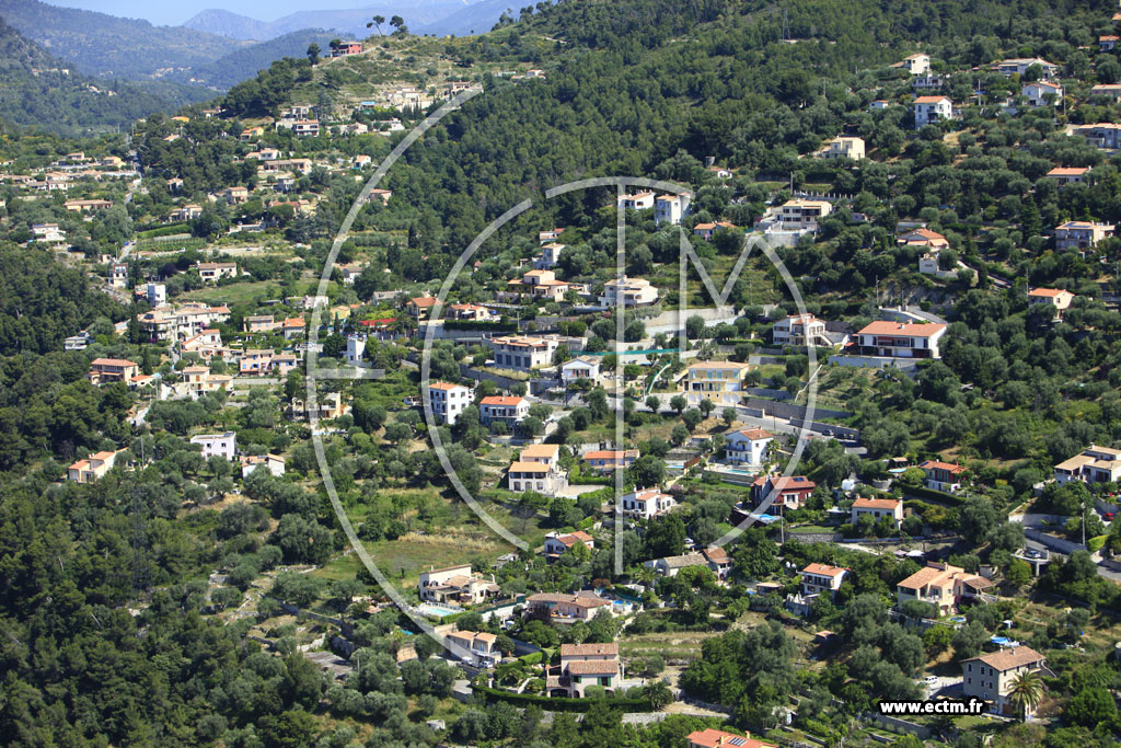 Photo arienne de Saint Andr de la Roche (route de la Colle)