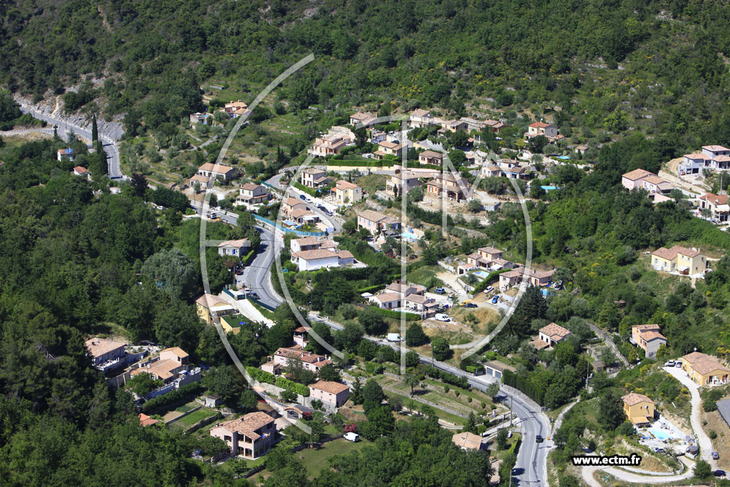 Photo arienne de Tourrettes Levens (Plan d'Arriou)