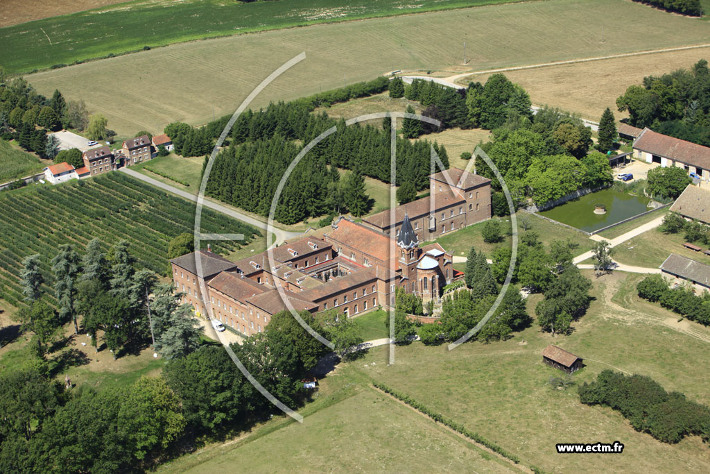 Photo arienne de L' Abbaye Notre-Dame des Dombes (Le Plantay)