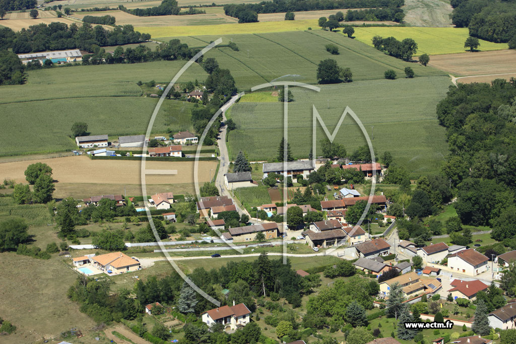Photo arienne de Saint-Maurice-de-Gourdans (Le Ronger)