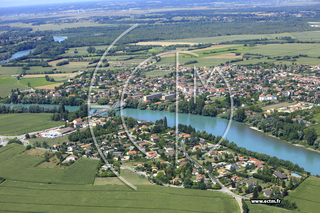 Photo arienne de Saint-Romain-de-Jalionas (Les Serpollires)