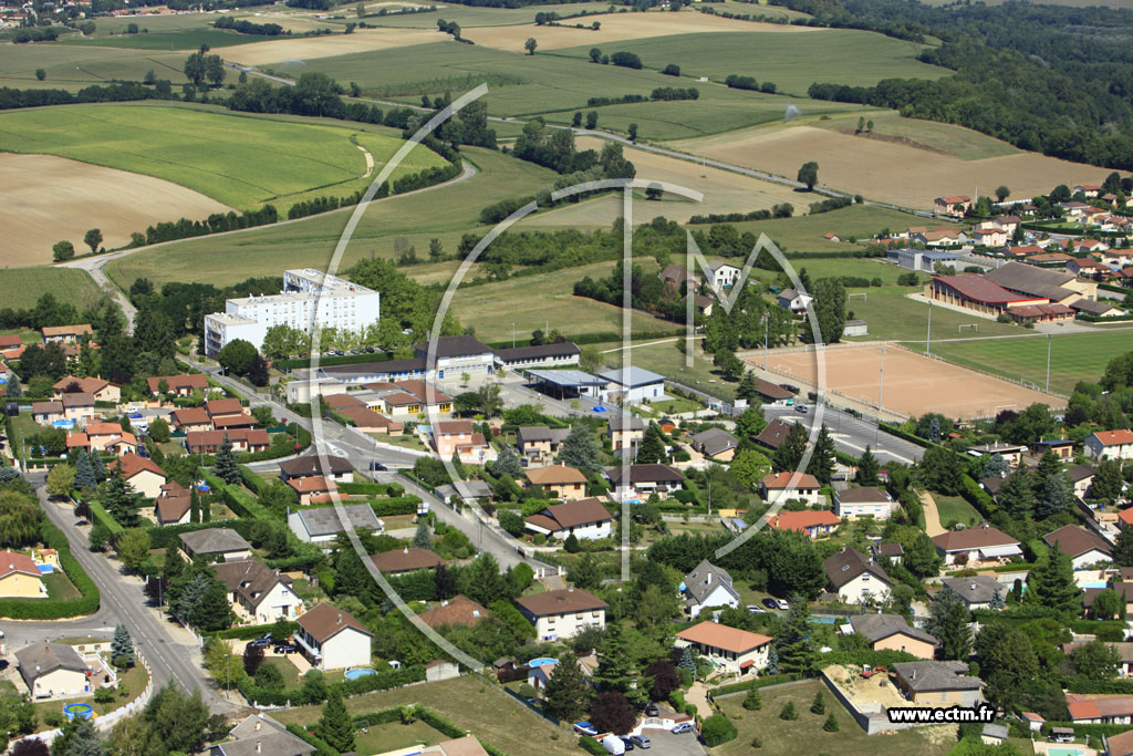 Photo arienne de Villette-d'Anthon (Mons)