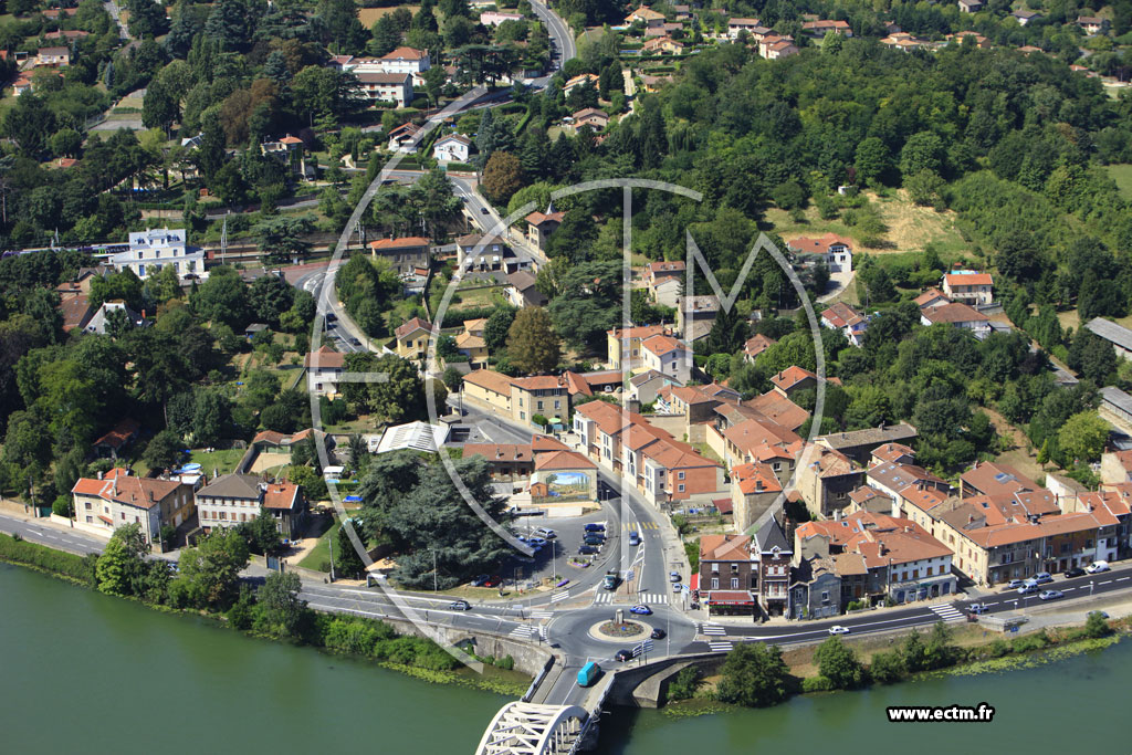 Photo arienne de Albigny-sur-Sane