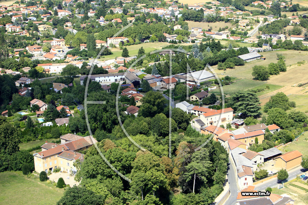 Photo arienne de Cailloux-sur-Fontaines
