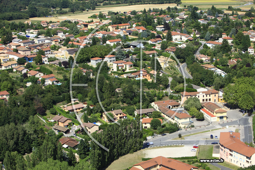 Photo arienne de Cailloux-sur-Fontaines