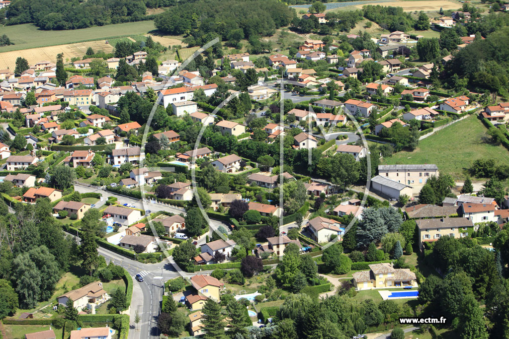 Photo arienne de Cailloux-sur-Fontaines