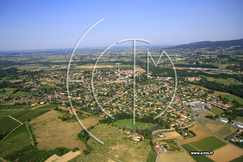 Photo arienne de Chazay-d'Azergues