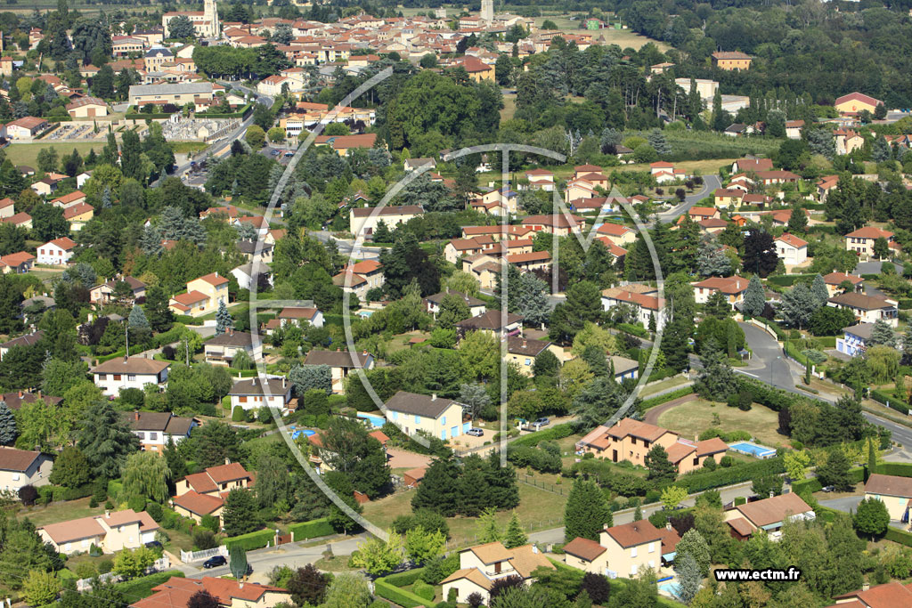Photo arienne de Chazay-d'Azergues