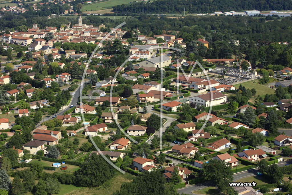 Photo arienne de Chazay-d'Azergues