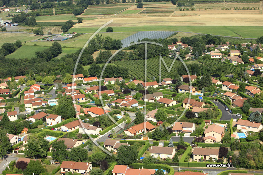 Photo arienne de Chazay-d'Azergues