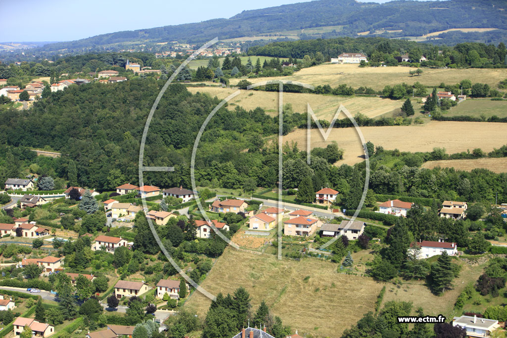 Photo arienne de Civrieux-d'Azergues