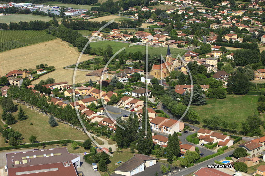 Photo arienne de Civrieux-d'Azergues