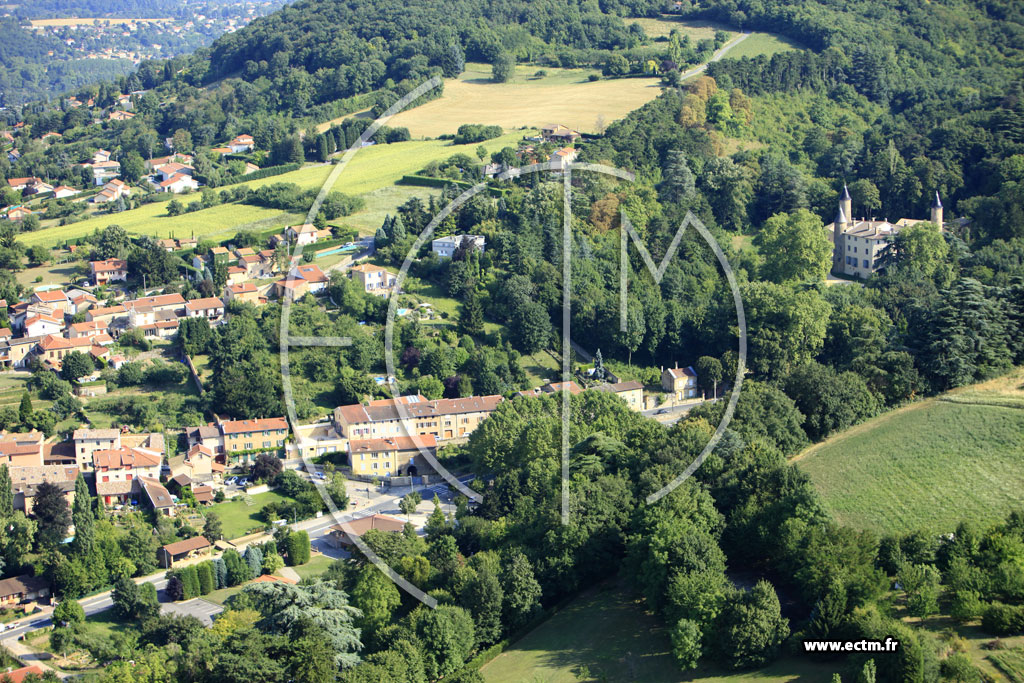 Photo arienne de Curis-au-Mont-d'Or