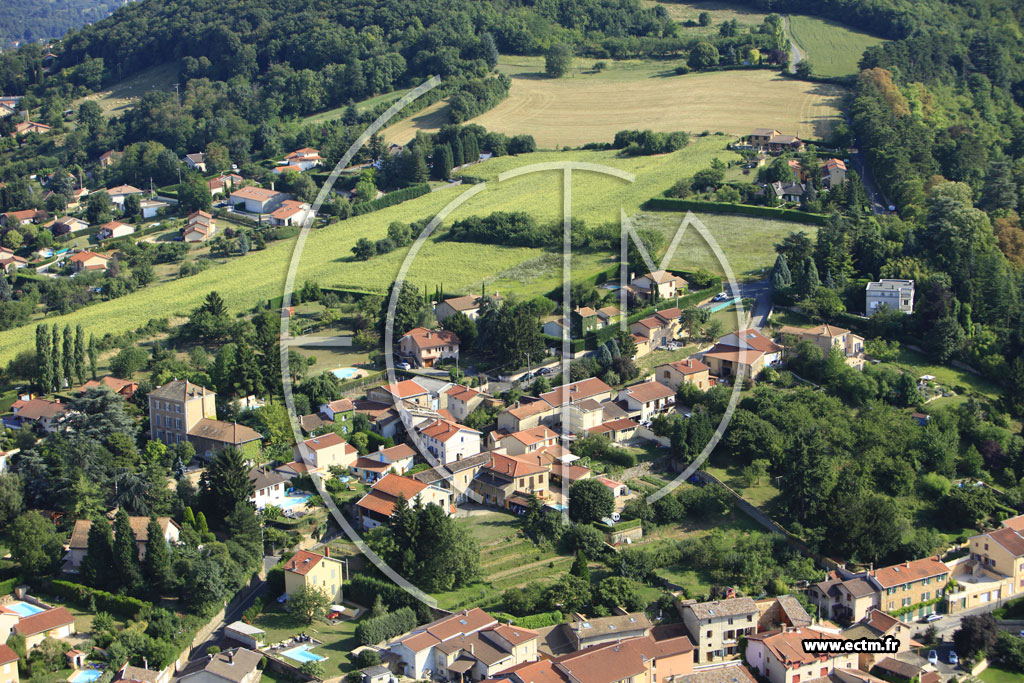 Photo arienne de Curis-au-Mont-d'Or