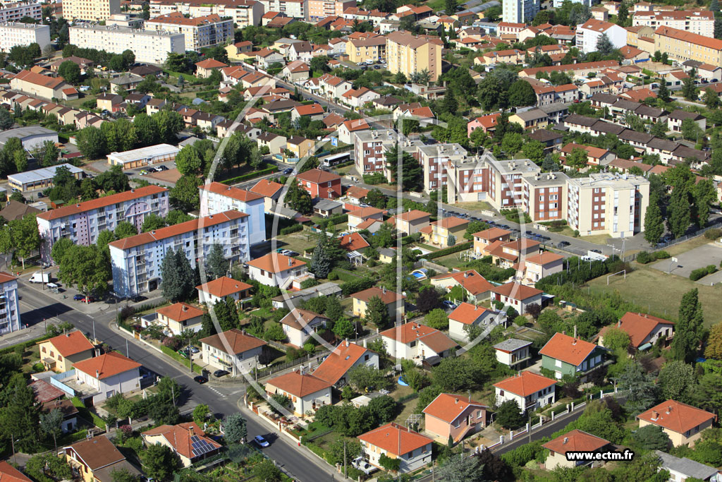 Photo arienne de Dcines-Charpieu (Avenue Jean Mac)