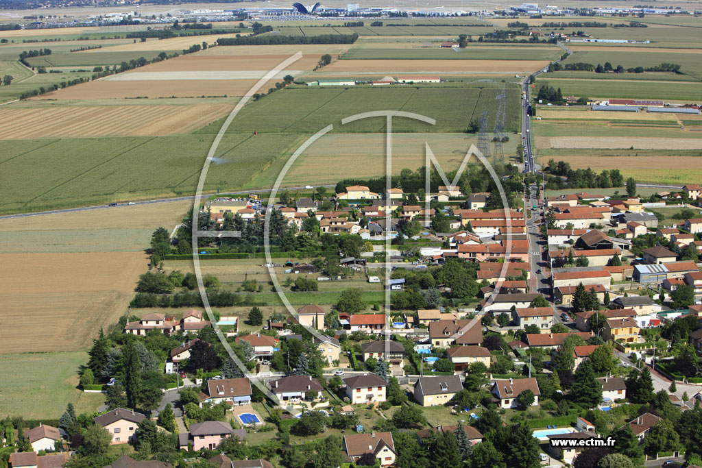 Photo arienne de Genas (La Plaine)