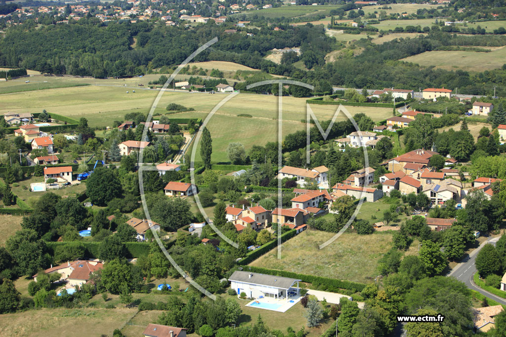 Photo arienne de Lissieu (Domaine de Bois Dieu)