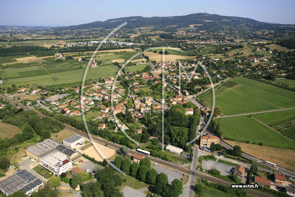 Photo arienne de Marcilly-d'Azergues