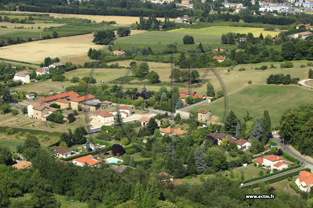 Photo arienne de Marcilly-d'Azergues