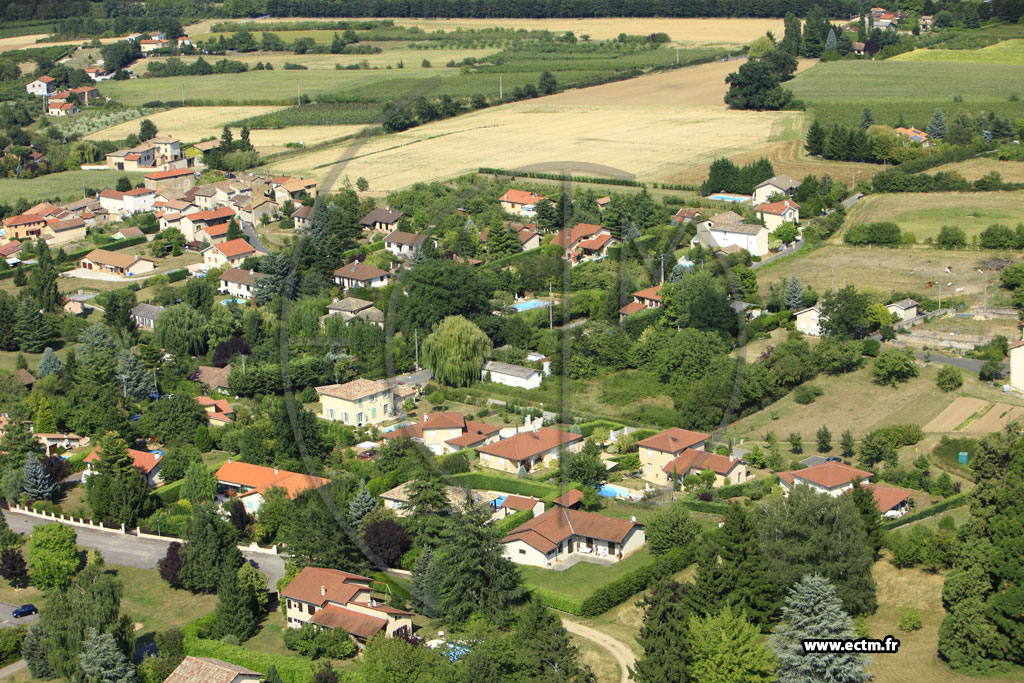 Photo arienne de Marcilly-d'Azergues