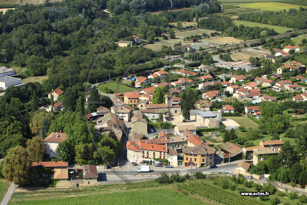 Photo arienne de Marcilly-d'Azergues