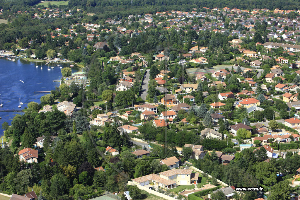Photo arienne de Meyzieu (Le Grand Large)