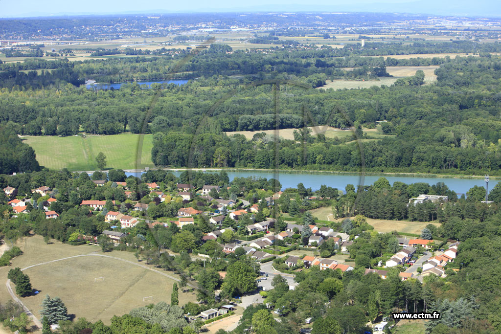 Photo arienne de Meyzieu (Le Grand Large)