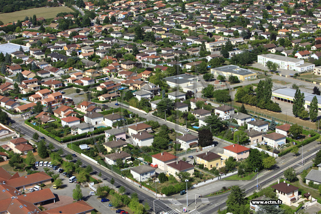Photo arienne de Meyzieu (Rue Joseph Desbois)