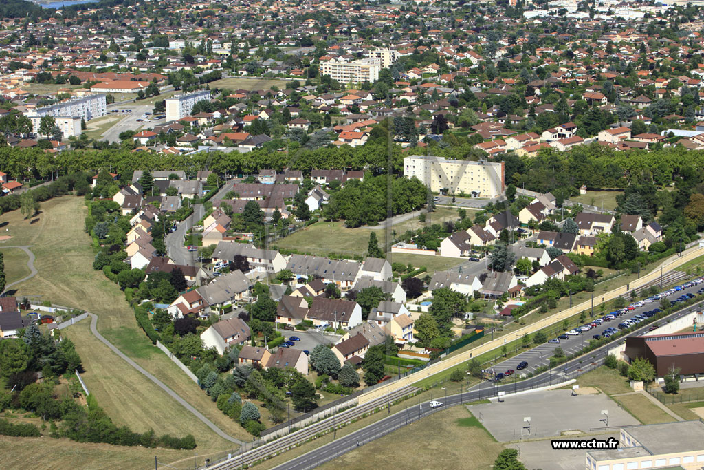 Photo arienne de Meyzieu (Rue Vellin Dombs)