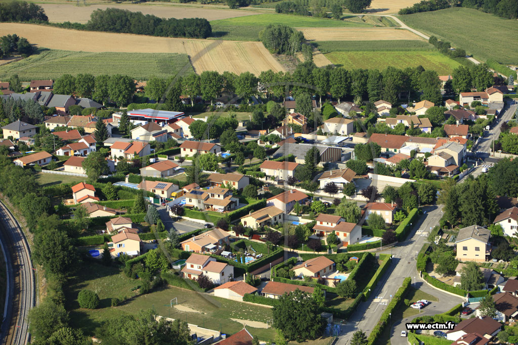 Photo arienne de Miribel (Les Echets)
