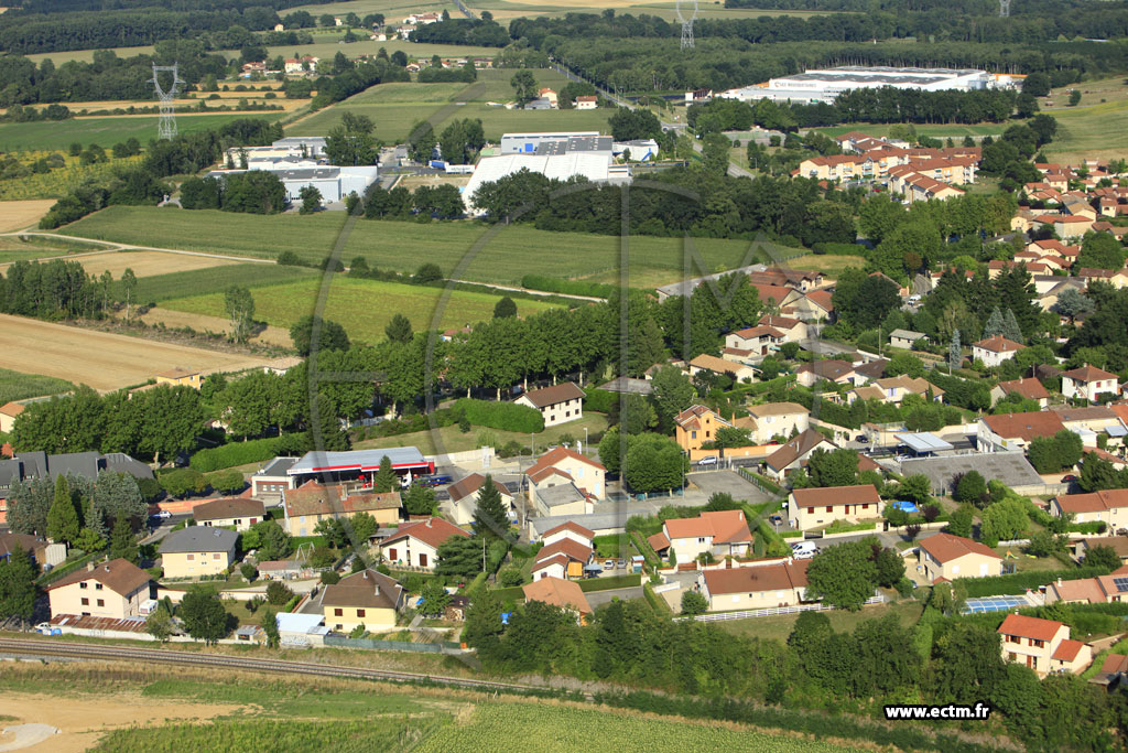 Photo arienne de Miribel (Les Echets)