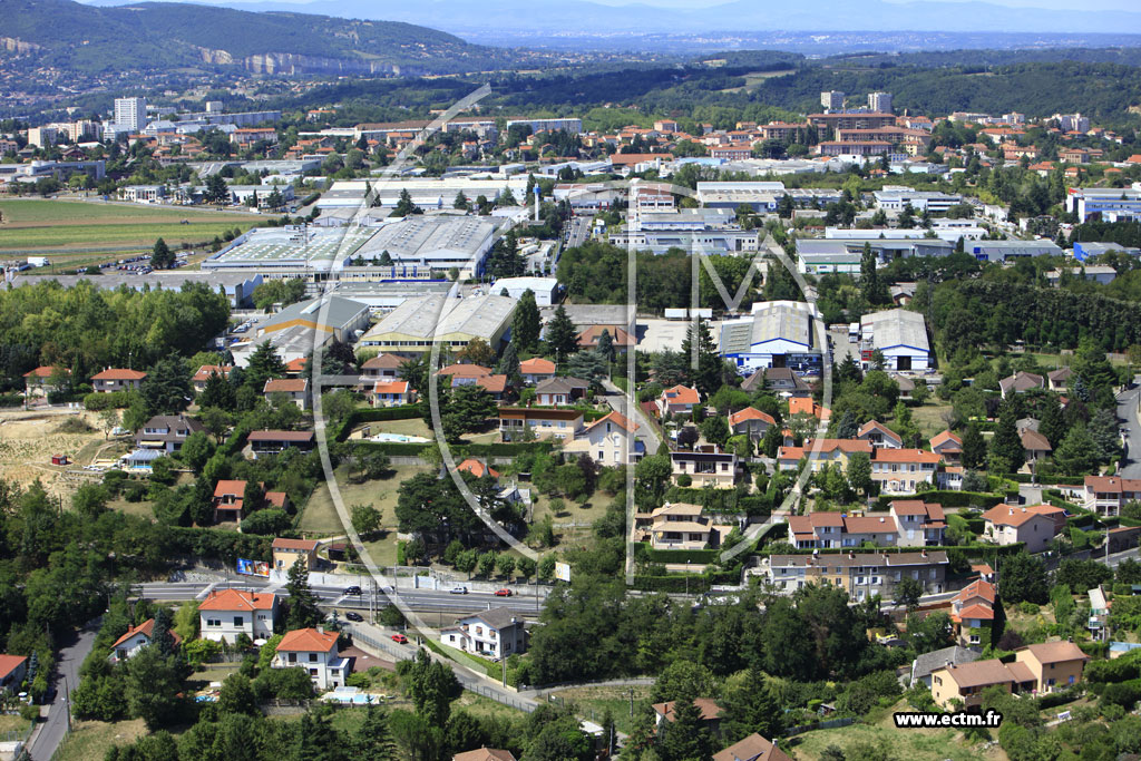 Photo arienne de Rillieux-la-Pape (La Pape)