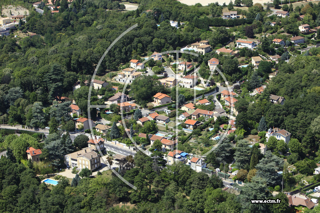 Photo arienne de Rillieux-la-Pape (Monte de la Velette)