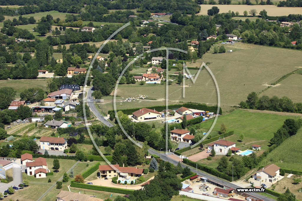 Photo arienne de Ambrieux-en-Dombes