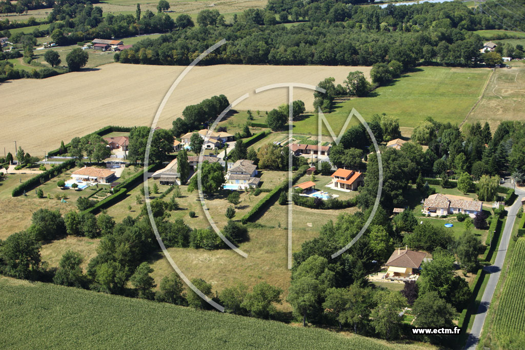 Photo arienne de Ambrieux-en-Dombes